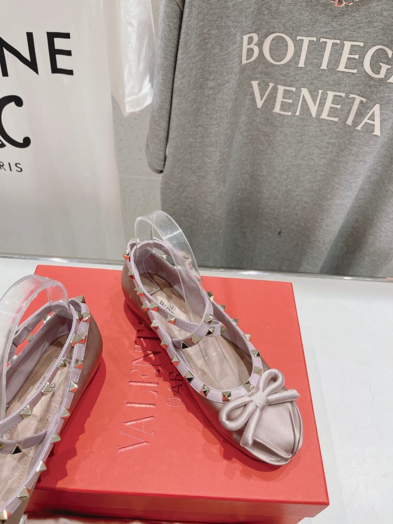 Valentino flat shoes